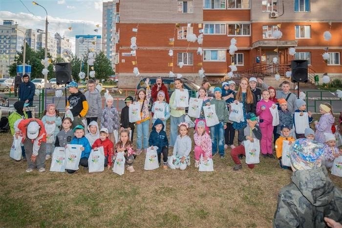 Семейная пара в загородный дом