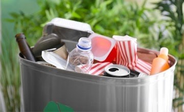 Как удобно сортировать мусор в маленькой квартире?