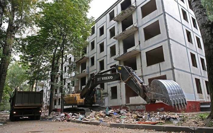 Купил квартиру в аварийном доме – новое жилье не получишь