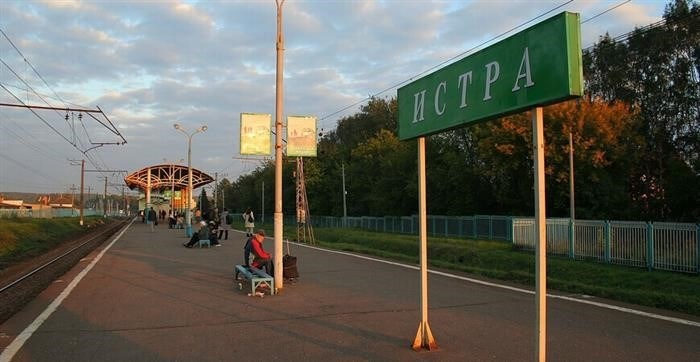 Схема маршрута движения электричек Истра Москва Рижская на карте: